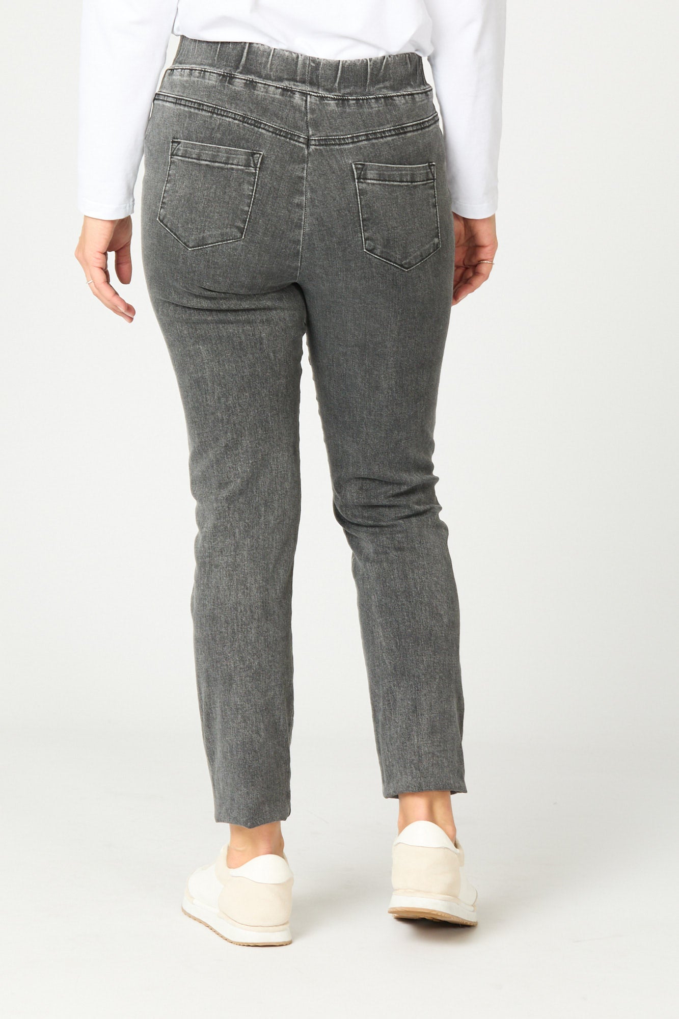 Suzy Stretch Long Pull On Jean