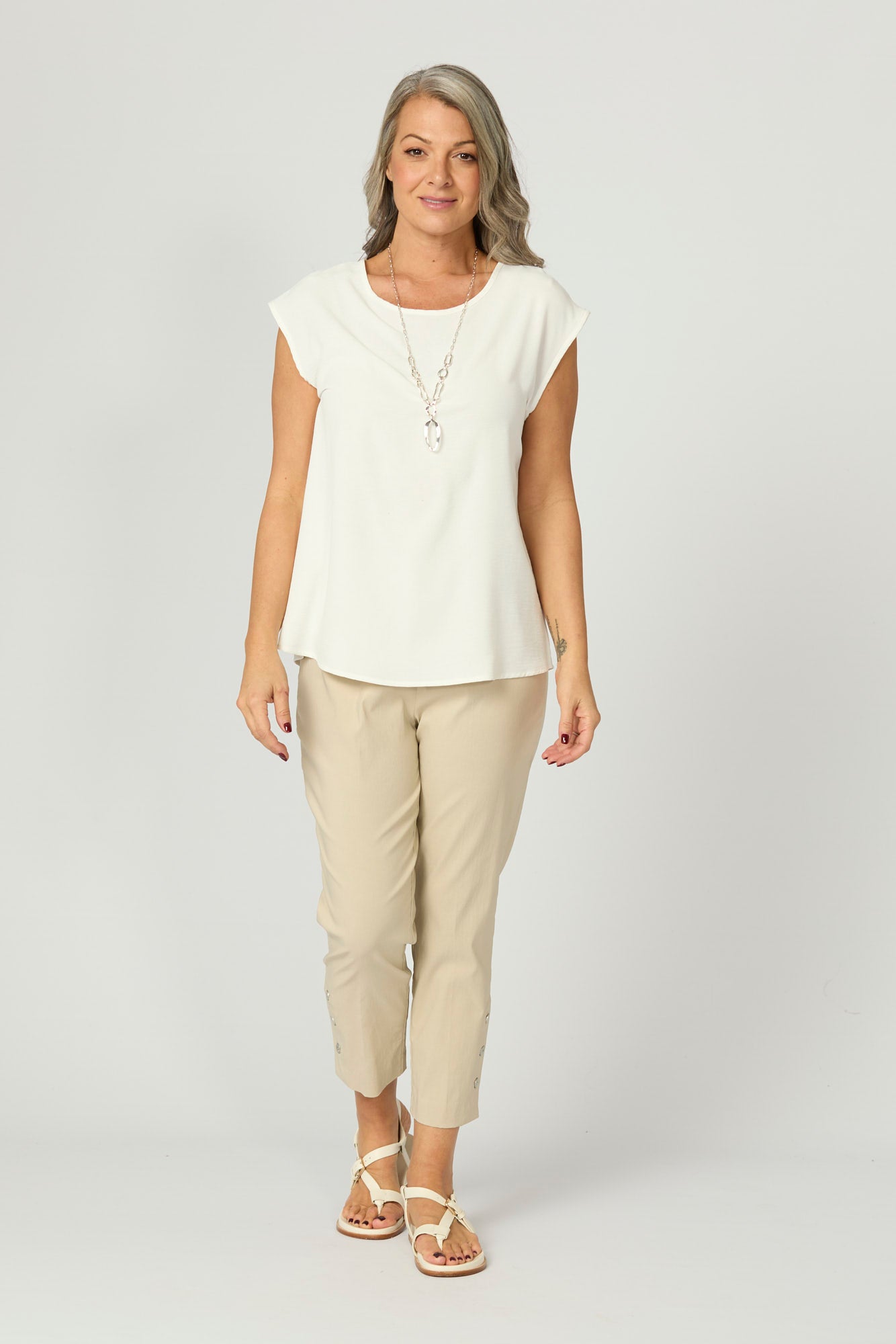 Chaucer 7/8 Button Hem Pant