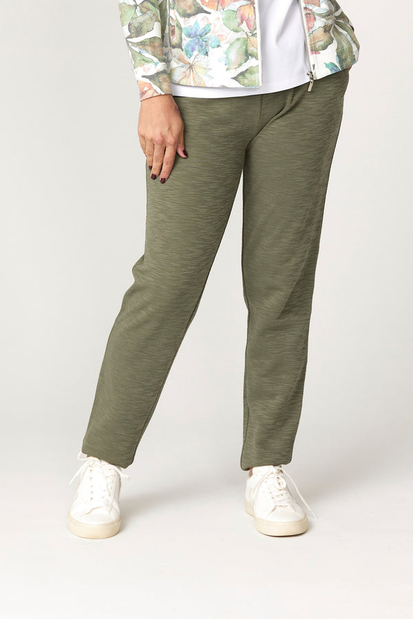 Retreat Top Stitch Pull On Pant