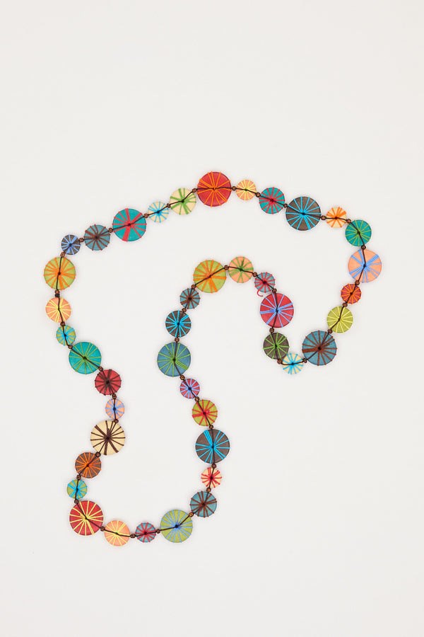 ORLA WOODEN NECKLACE