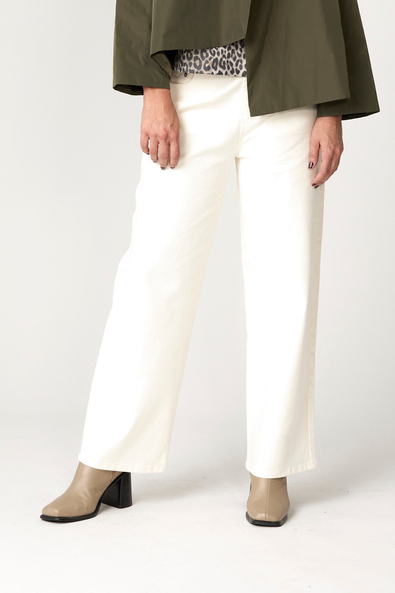 Evie Stretch Straight Pull On Jean