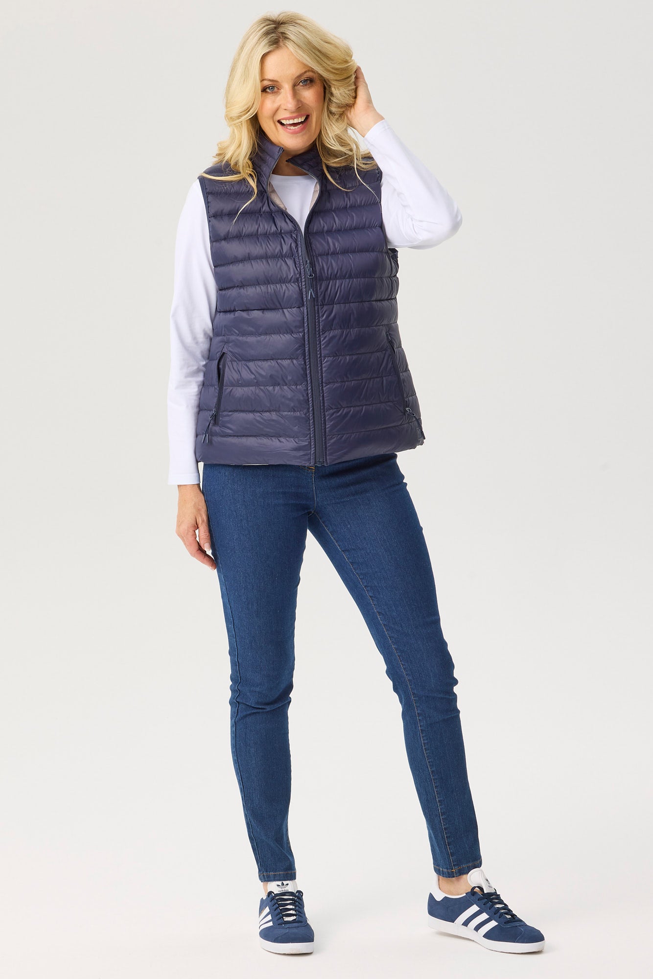 OUTDOORS REVERSIBLE DOWN VEST