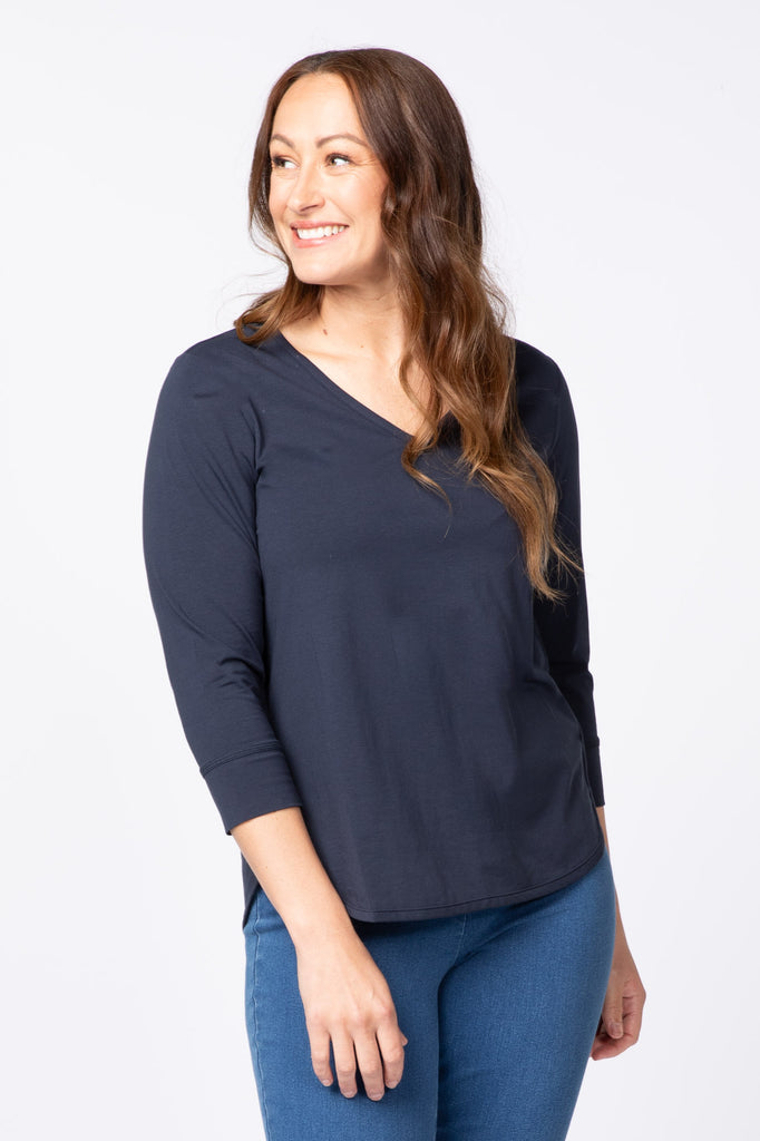 ETERNITY V-NECK 3/4 SLV TOP