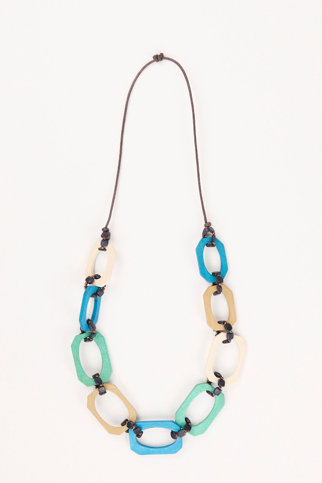 GABRIELLE WOODEN NECKLACE