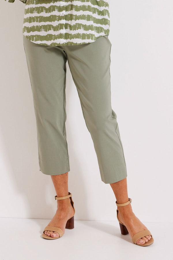 CHAUCER PLAIN HEM CAPRI WITH BASQUE