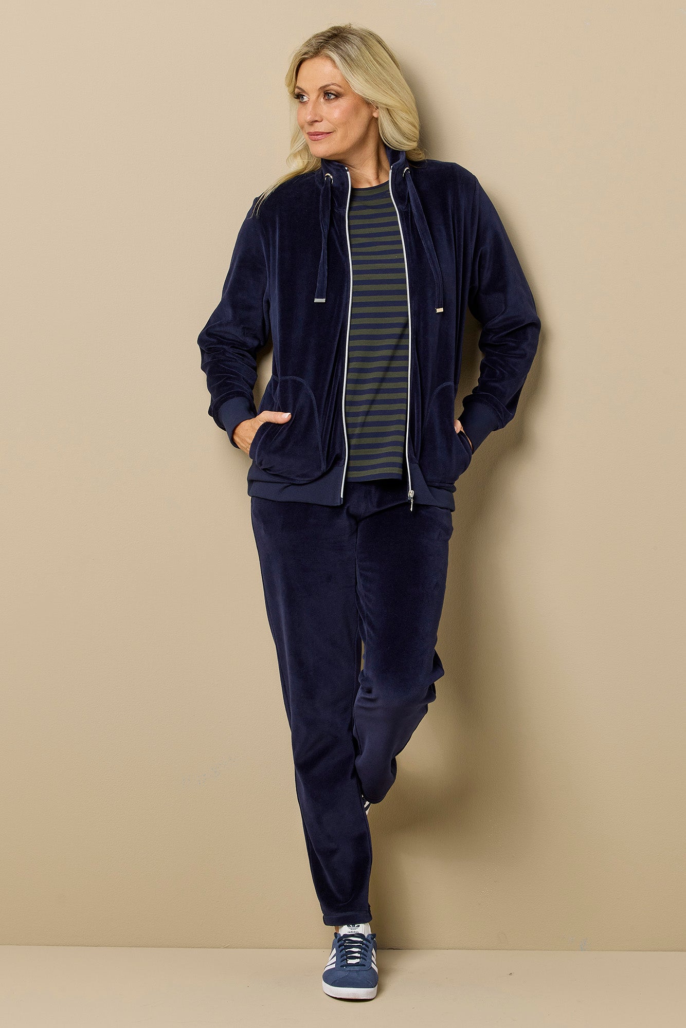 Valley Zip Up Velour Jacket