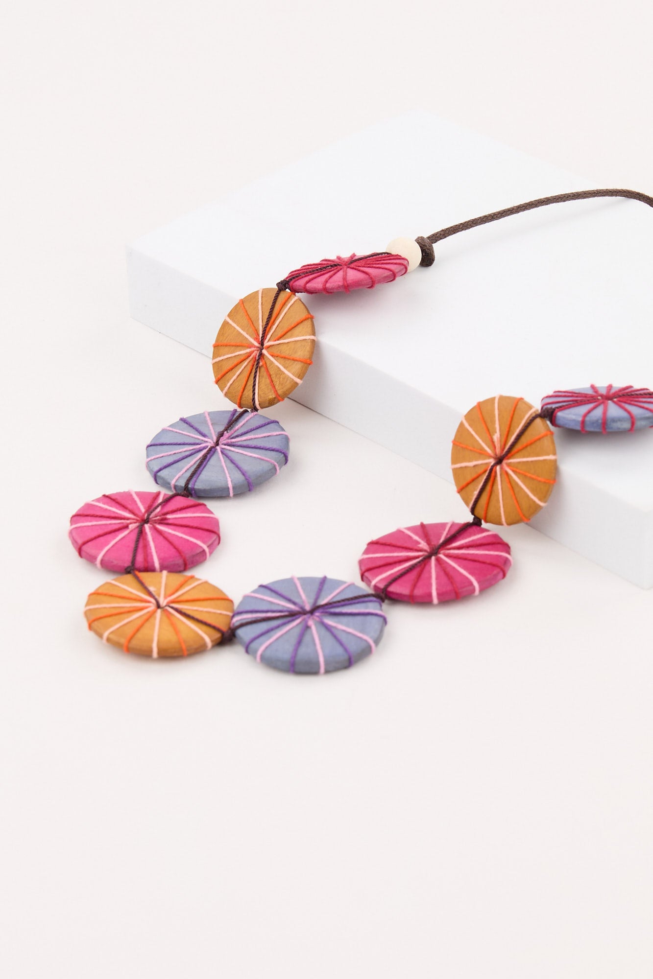 CELINE WOODEN NECKLACE