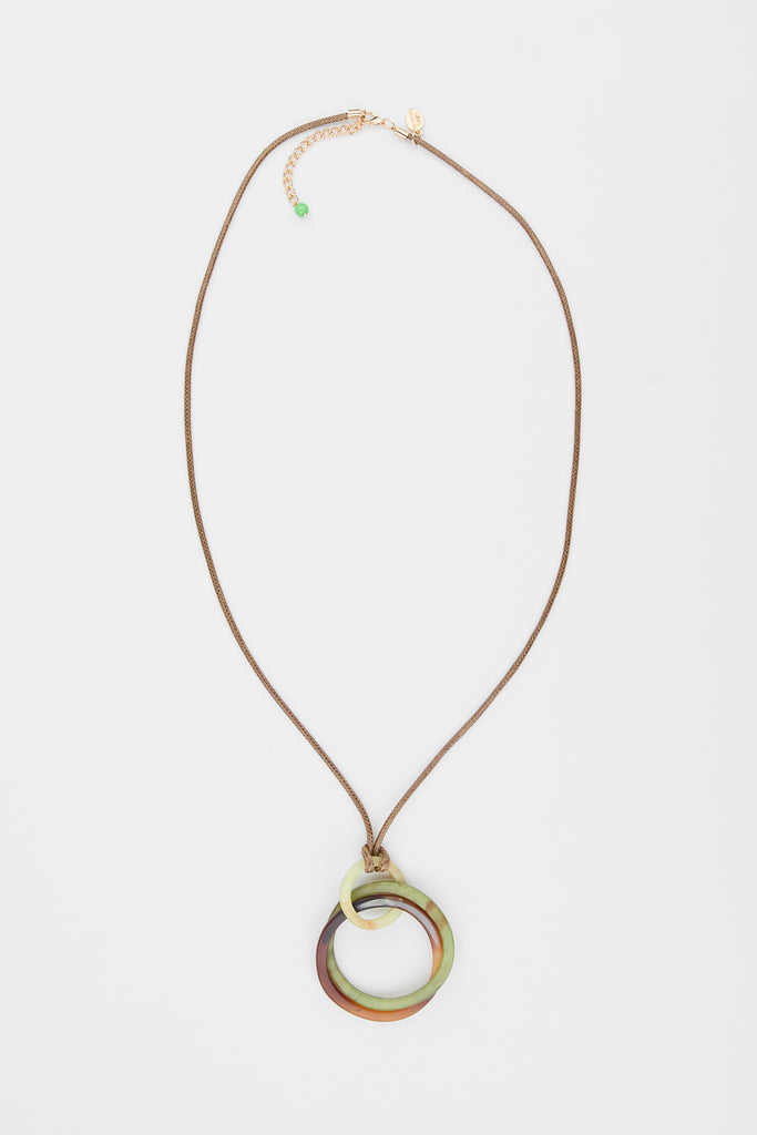 Anwen Pendant Necklace