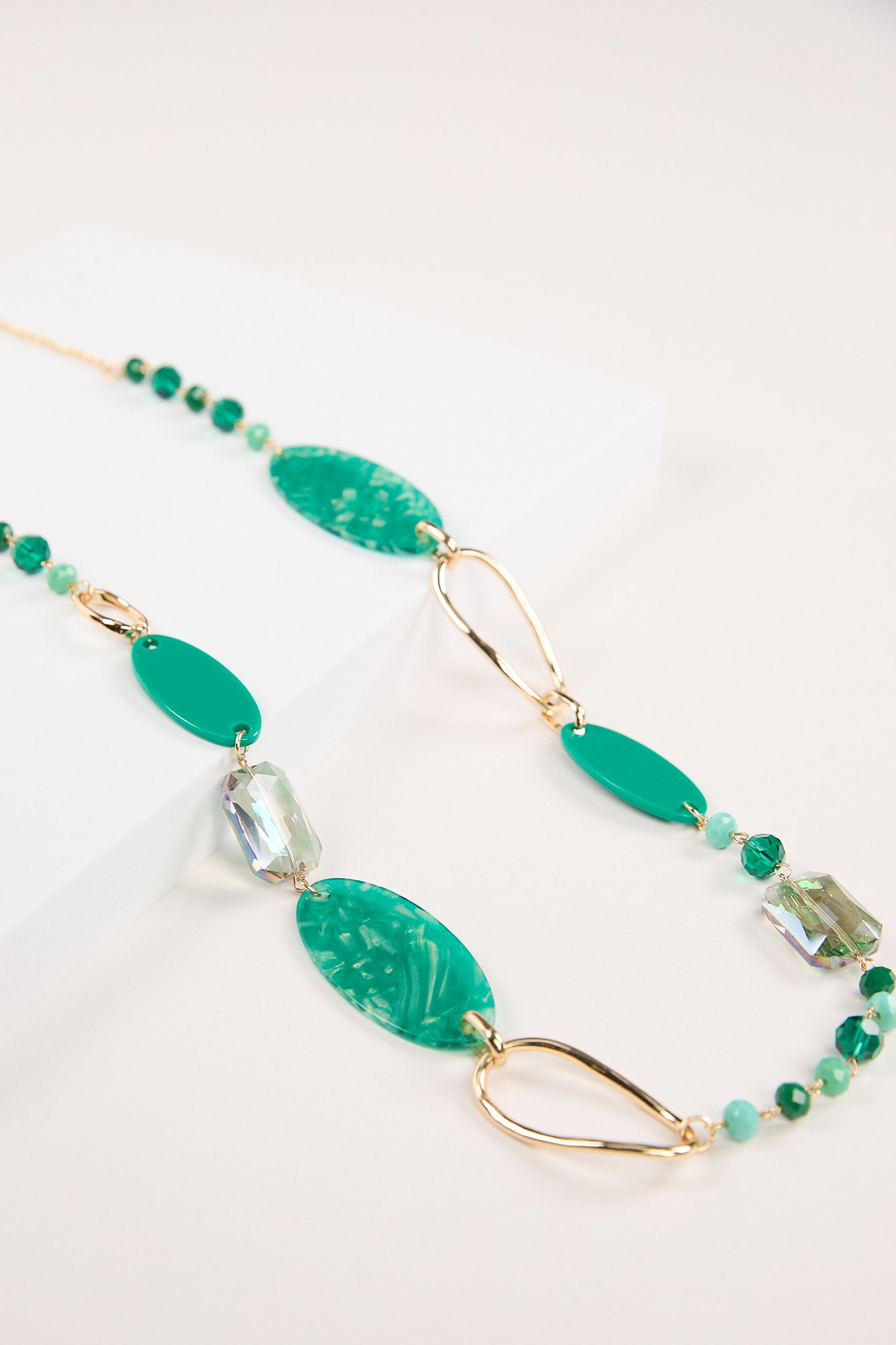 NELLIE LONG NECKLACE